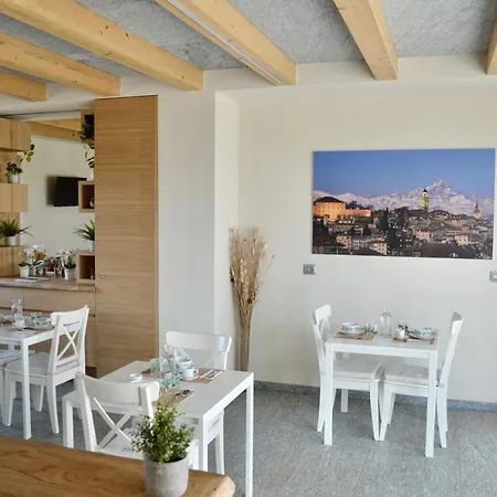 La Luce Nocleg ze śniadaniem Saluzzo